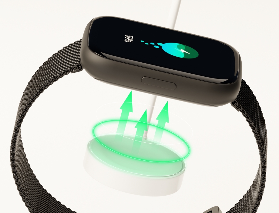 Women's Smartwatch - with wireless charger.