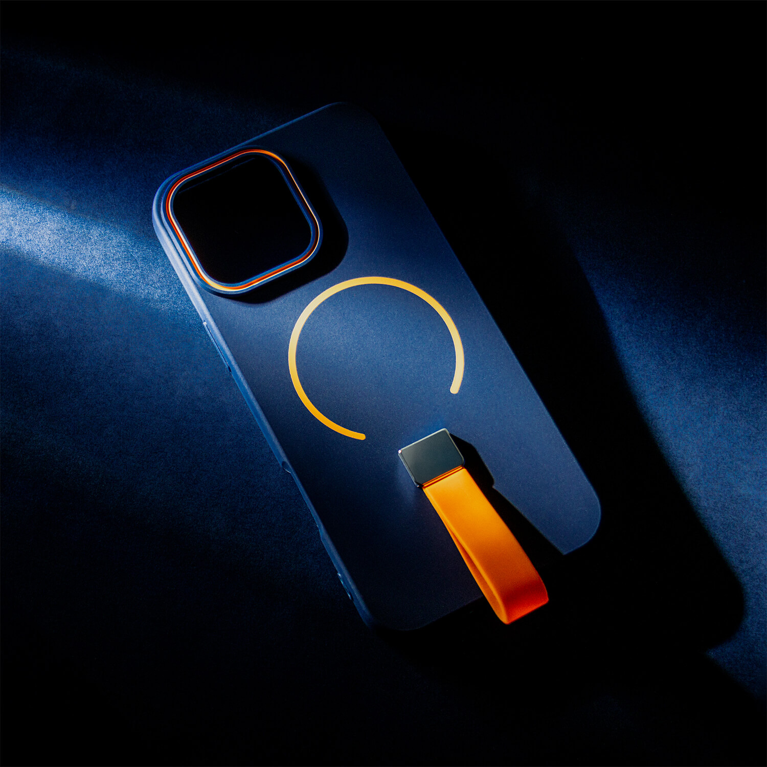 Protector Loop Thin Mag bleu marine compatible avec MagSafe