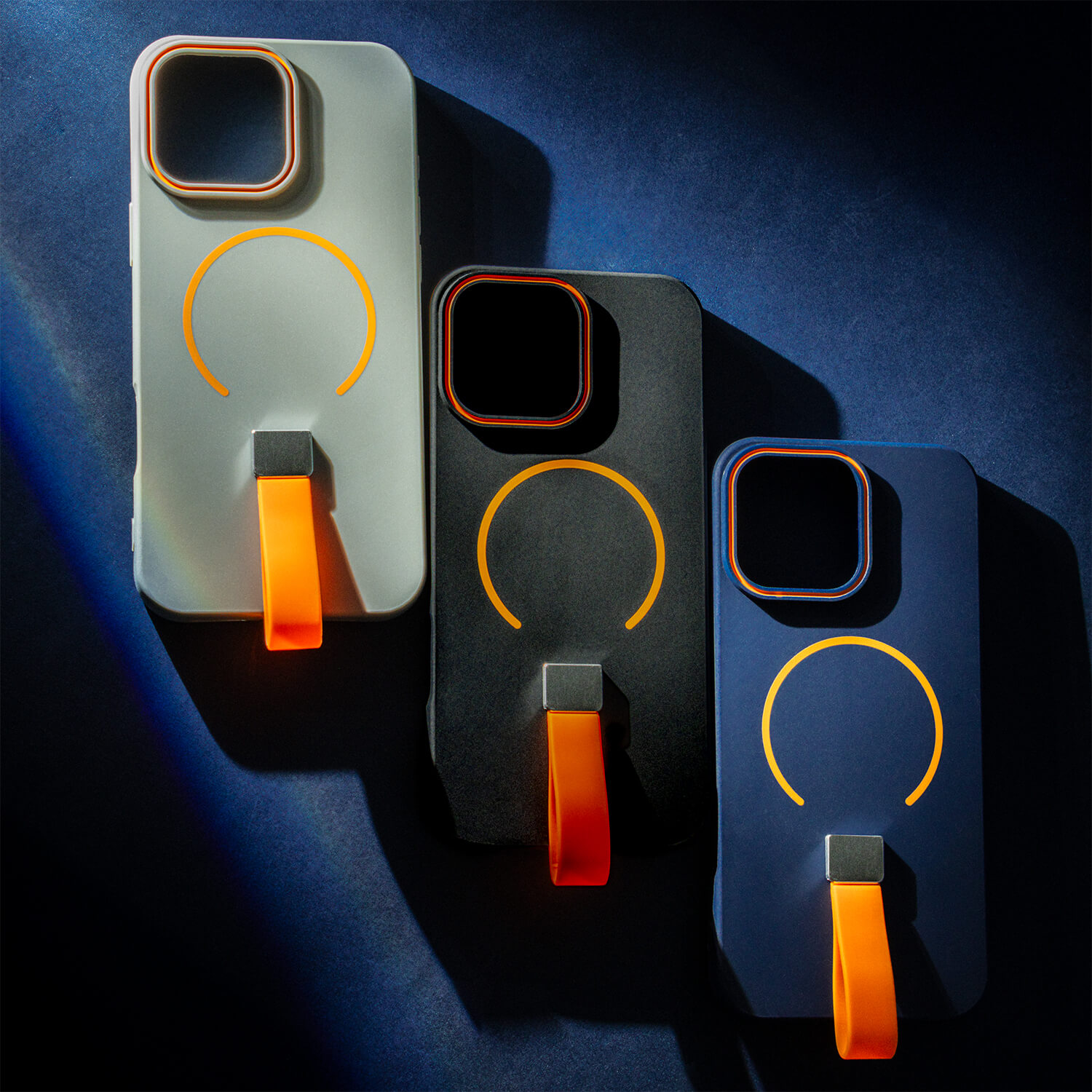 Trois protecteurs Loop Thin Mag TFO : bleu marine, noir et gris